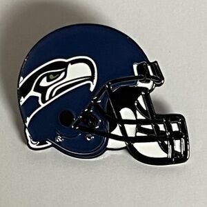 Seattle Seahawks Helmet Hat Pin Pins Streetwear Hats Bag Football Fitted New Era